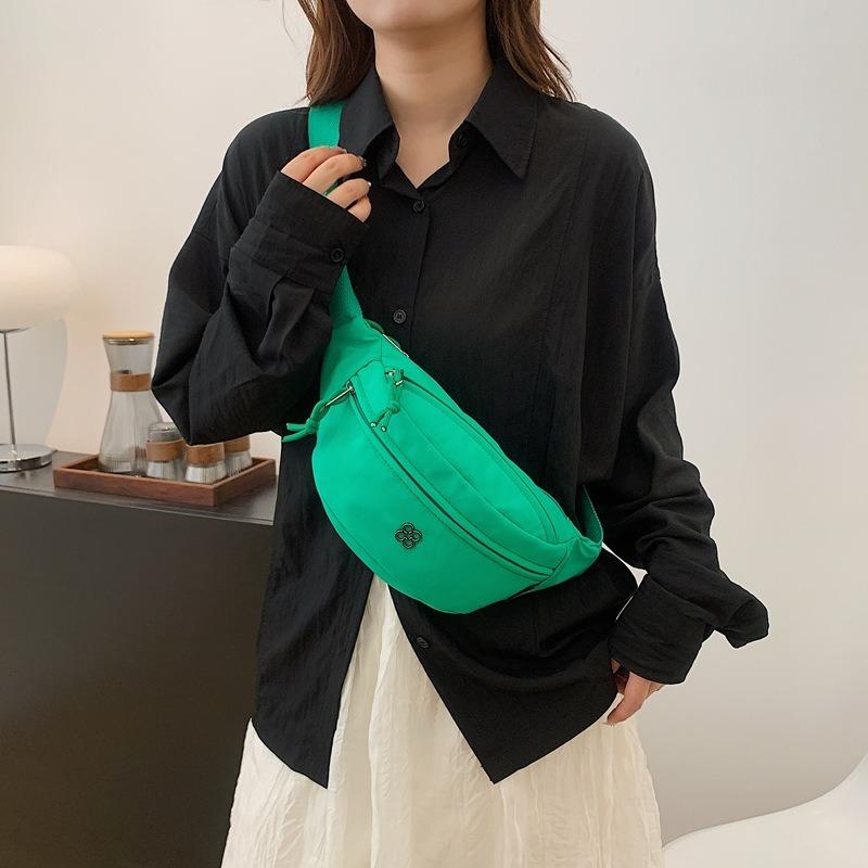 Nylon Cloth Bag Women's New Trendy Brand Sports and Leisure Messenger Bag Fanny Pack Men's Lightweight Versatile Simple Breast Bag