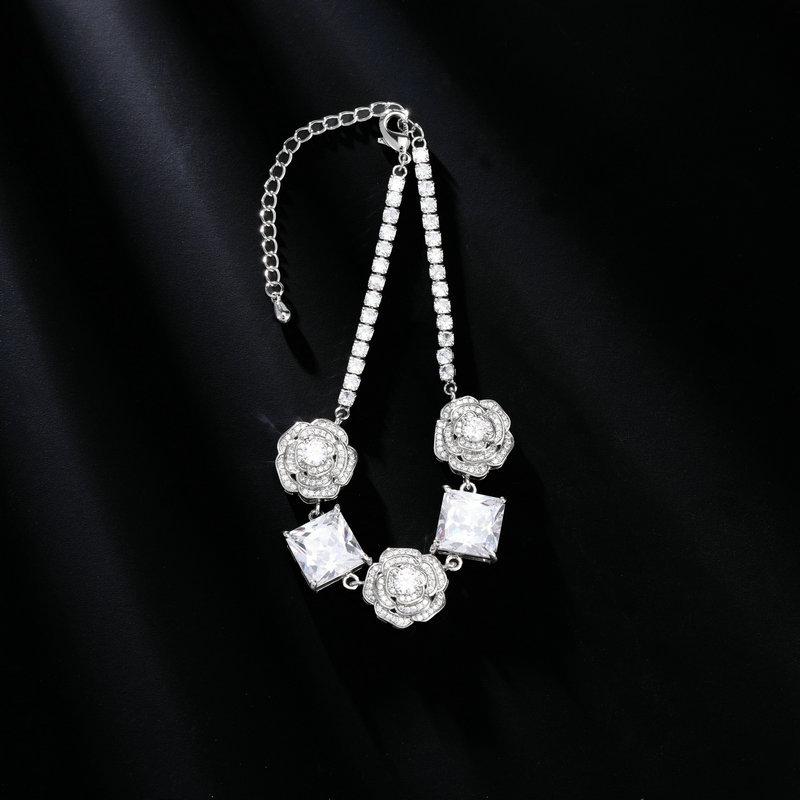 High-end Zircon Camellia Necklace Light Luxury Accessories Collarbone Chain Bracelet Earrings Dress with Elegant Jewelry Set