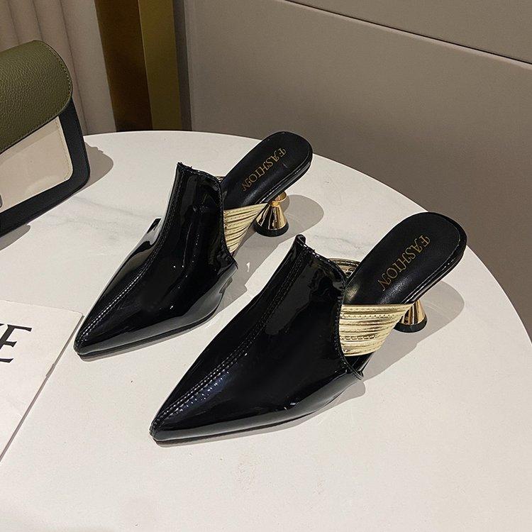 

Модные летние шлепанцы на высоком каблуке для женщин, элегантные мюли с острым носком, женские шлепанцы на необычном каблуке, свадебная обувь для вечеринки, шлепанцы большого размера 43 чёрный