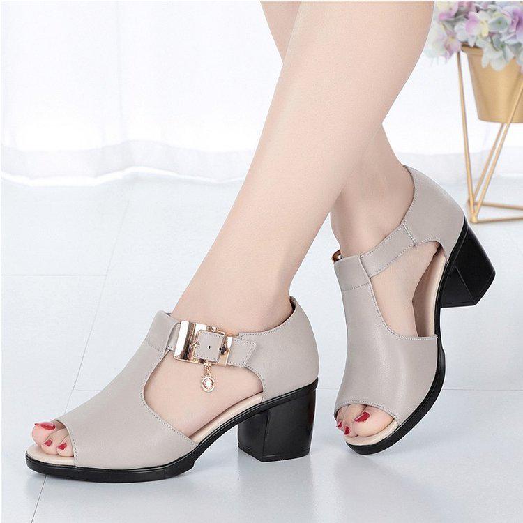 2022 Summer Women's Thick Heel Fish Mouth Sandals - Roman Style for Middle-Aged Ladies