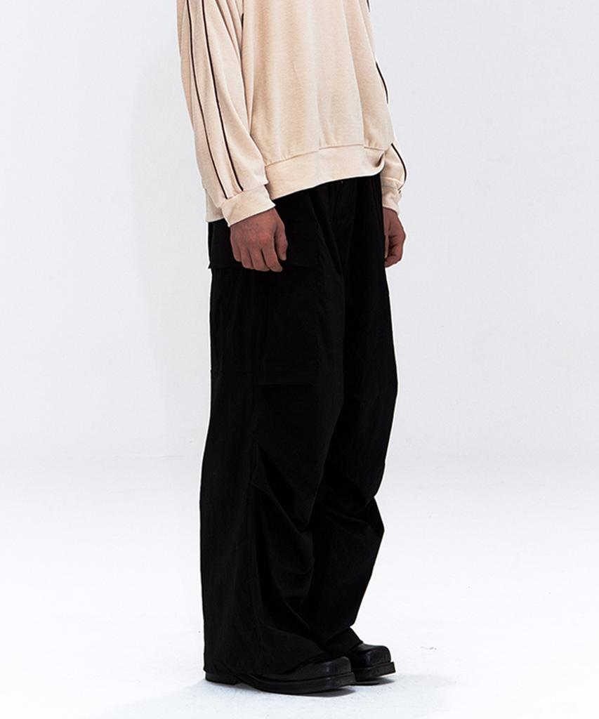 ERER [Un] Lightweight Nylon Carpenter Pants Black