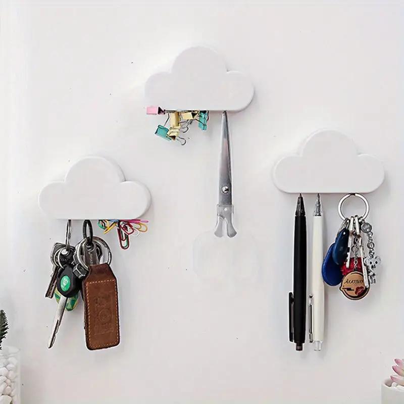 1PCS Creative Cloud Keychain Hook Magnetic Key Hanger Sticky Wall Hanging Strong Key Anti-lost Device