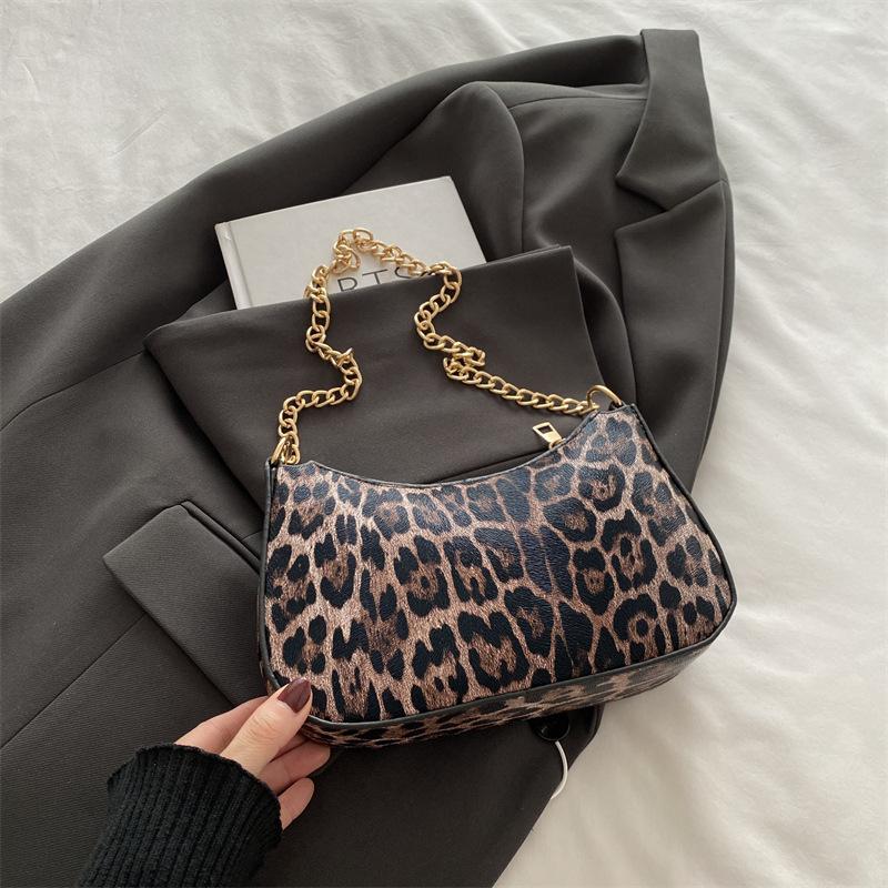 

Женская сумка в иностранном стиле 2025 года, новая сумка через подмышку, сумка-полумесяц, весенняя индивидуальная красивая сумка через плечо