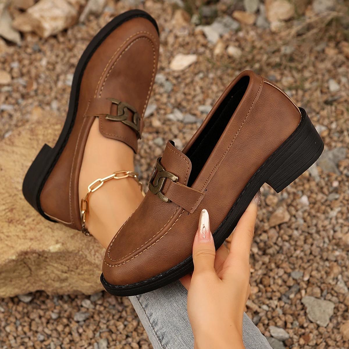 

2025 Spring/Autumn New Round Head Fashion Sexy Thick Sole Casual Shoes Retro Metal Buckle Comfortable Square Heel Women s Shoes 36 коричневий