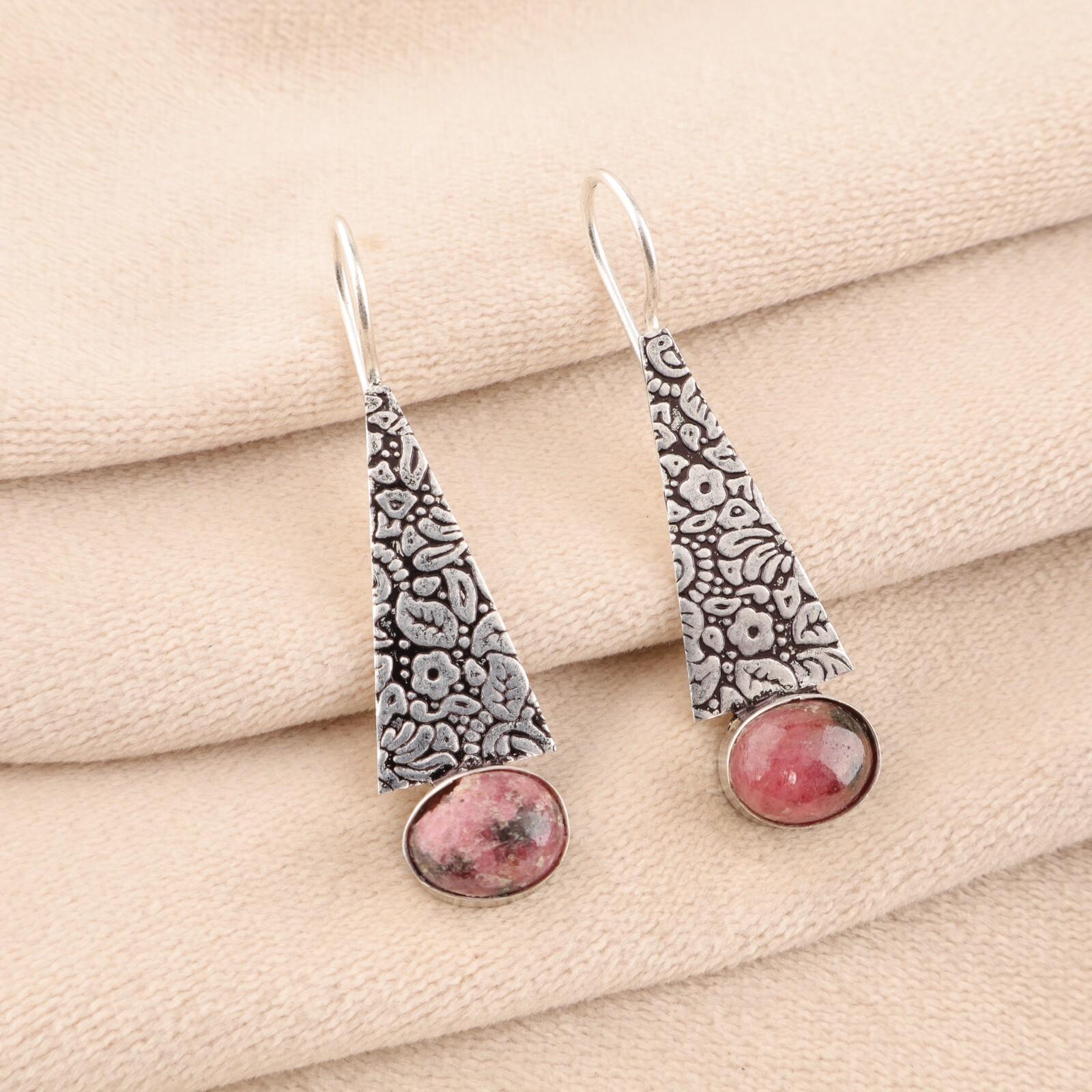 

Натуральный камень родонит черного цвета, серьги ручной работы из стерлингового серебра 925 пробы, 1,9 дюйма EE-165-25