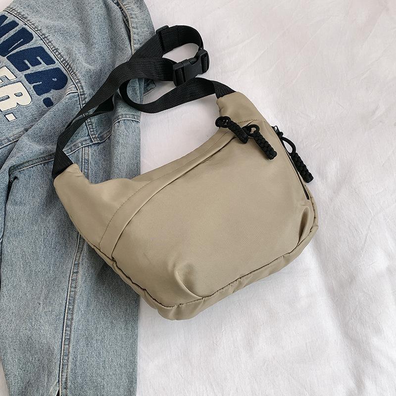 Fashion commuter large capacity shoulder messenger bag women's 2025 new casual fashion tote bag underarm bag