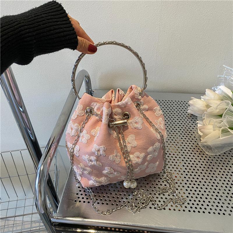 1Pc Fashion Trend Portable Small Bag Women's Bag 2026 New Foreign Style Summer Texture Bucket Bag Single Shoulder Crossbody Women's Bag