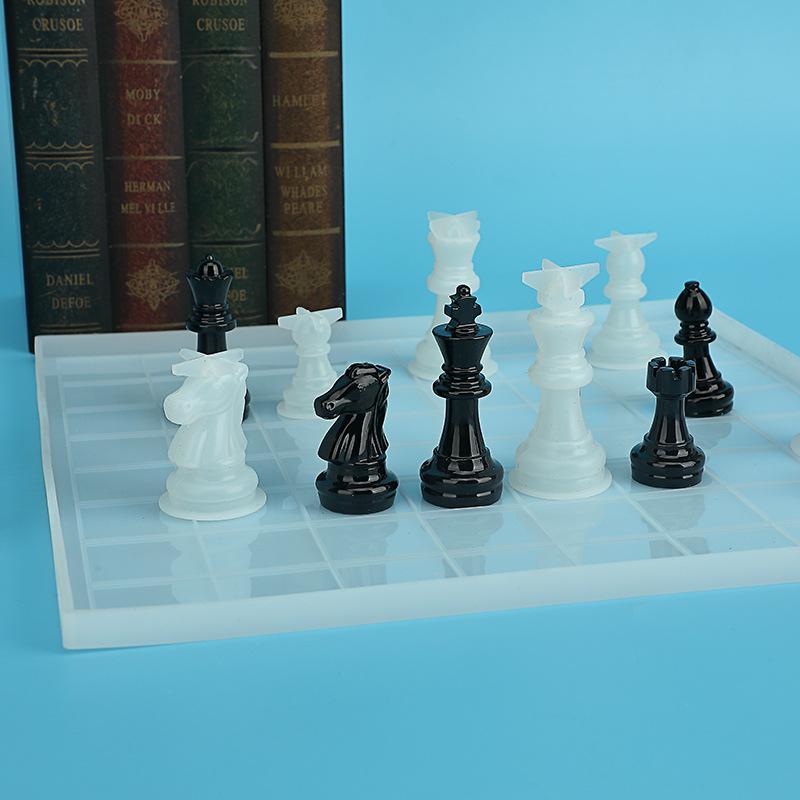 1 Set Diy Drop Glue International Chess Crystal Epoxy Resin Mold 3D Chess Piece Silicone Mould Accessories