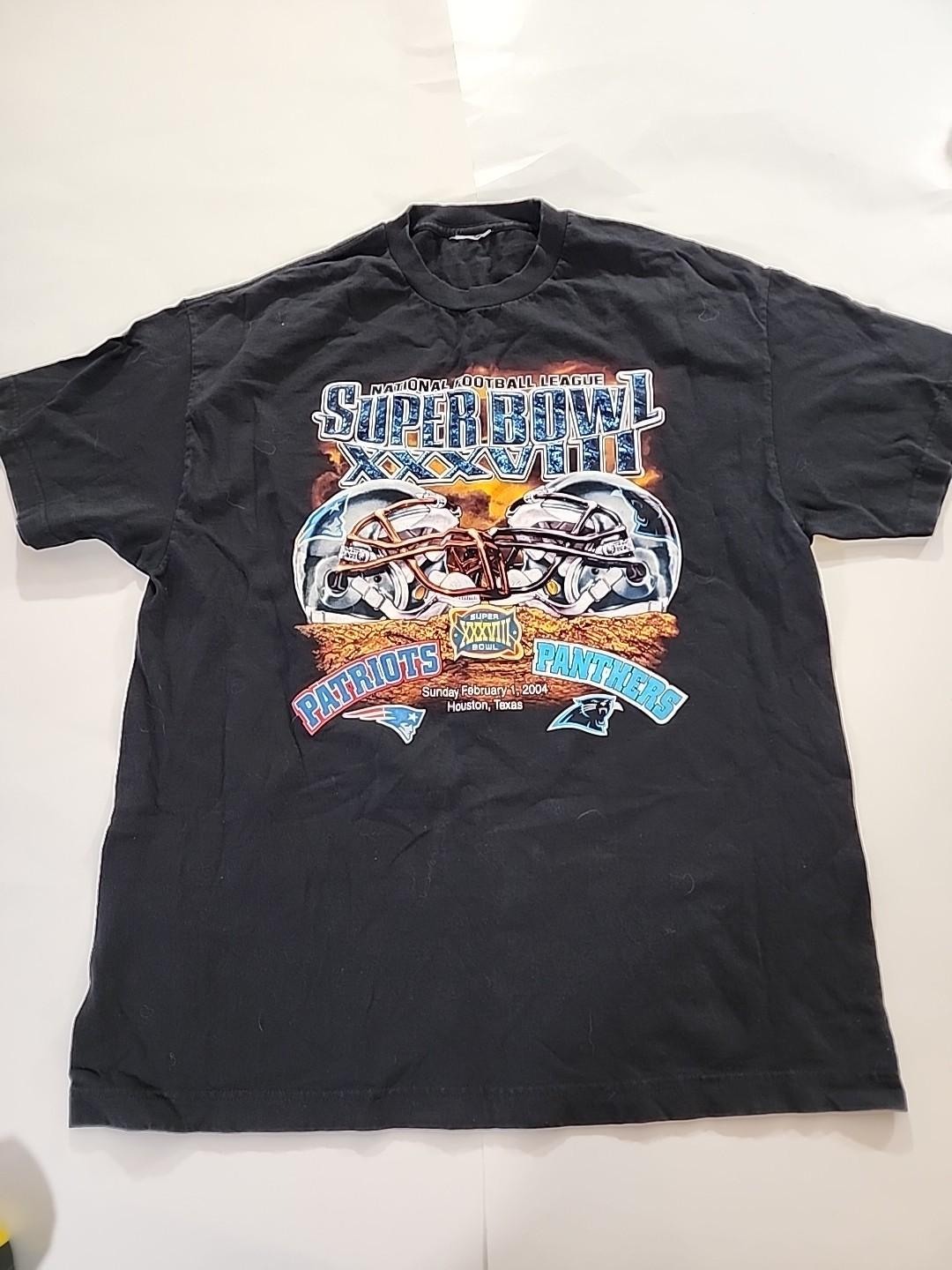 Vintage NFL Super Bowl XXXVIII 2004 Graphic T-Shirt Patriots x Panthers Sz L USA Unisex T-Shirt XXXXL