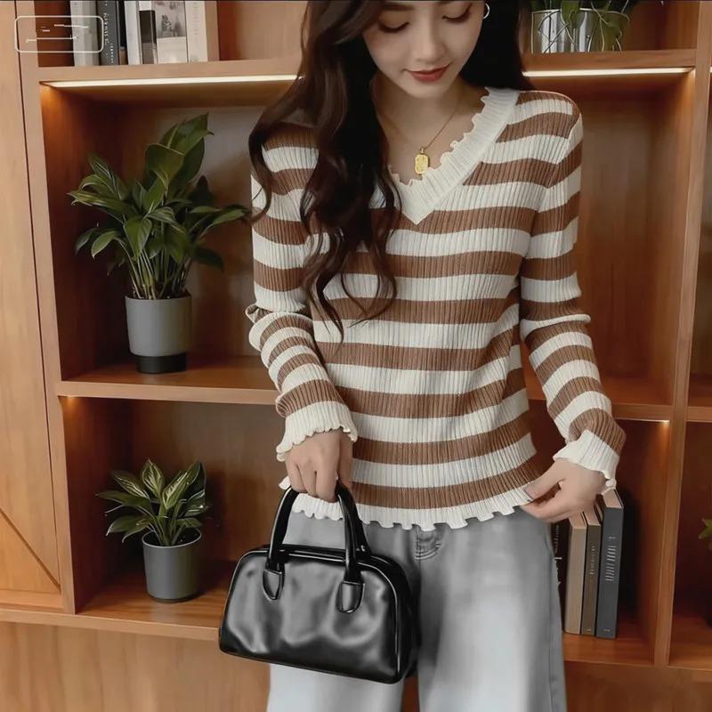 Women s V-Neck Striped Ribbed Knit Sweater Ruffled Hem Casual Long Sleeve Coffee White Pullover L