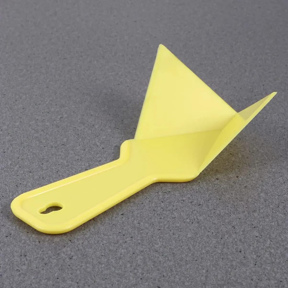 

Шпатель-скребок, съемник пластиковых внутренних и внешних углов, инструмент для чистки и обрезки углов на полах и стенах на строительных площадках 2pcs жёлтый