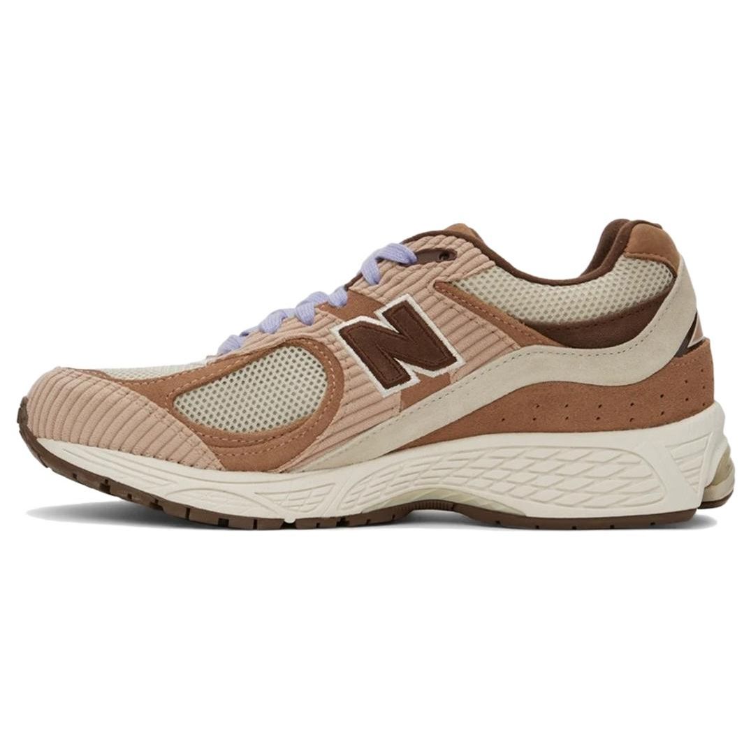 

New Balance 2002R Коричневые вельветовые эксклюзивные мужские кроссовки SSENSE Фиолетовые M2002RSS 43