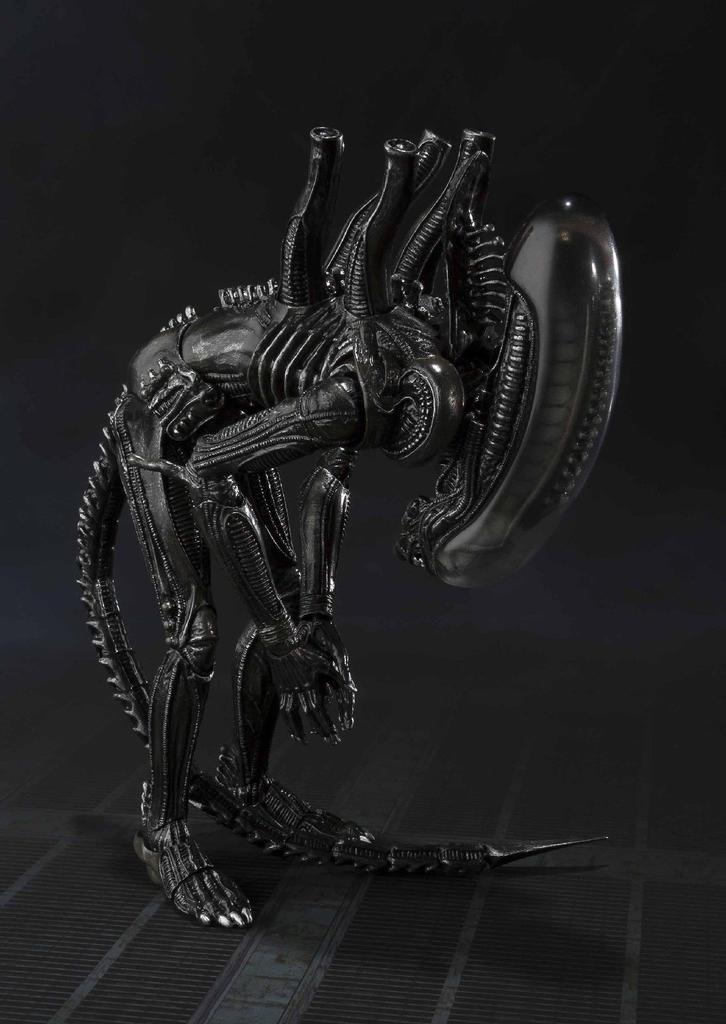 S.H. Monster Arts Alien Big Chap Approx. 180mm PVC&ABS&diecast Painted Movable Figure