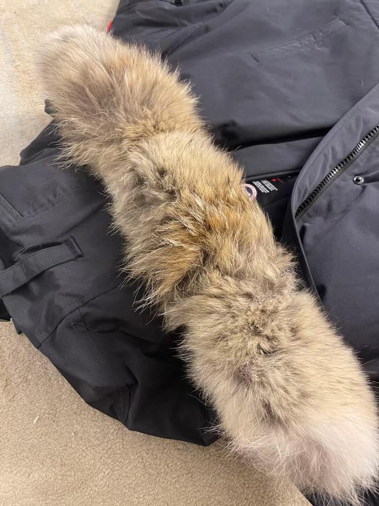 Big Goose 01 Unisex Winter Down Jacket with Fur Collar