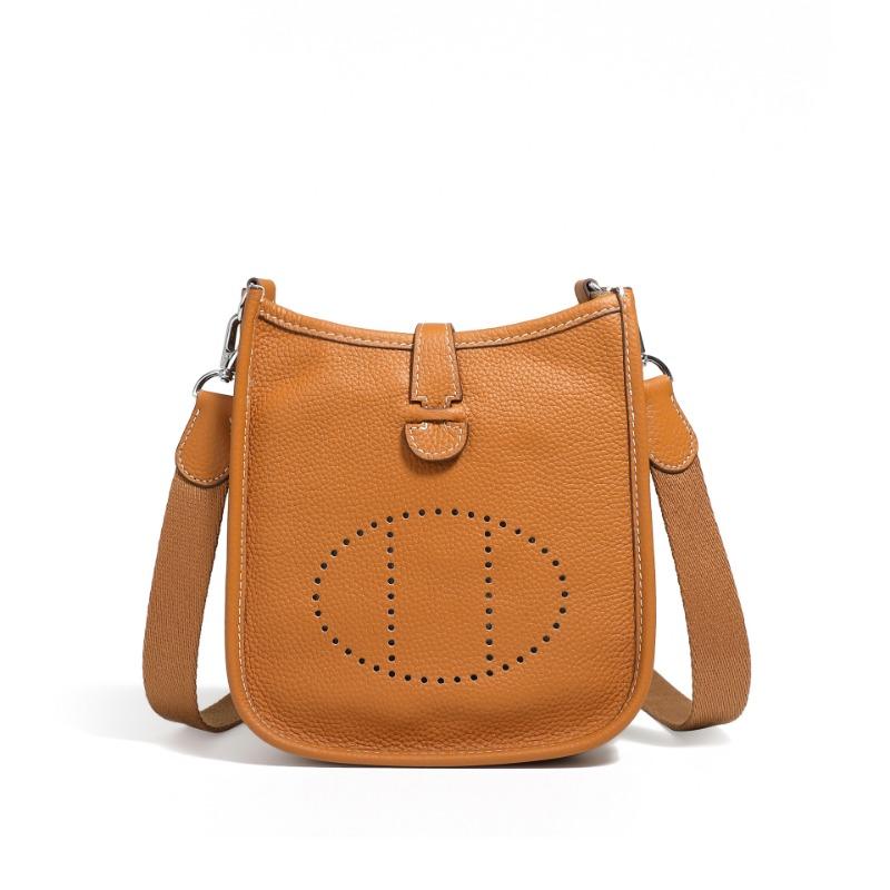 

Весенне-летняя новая мини-сумка-седло из коровьей кожи первого слоя, модная кожаная женская сумка, универсальная сумка через плечо Evelyn 18*5*18 коричневый