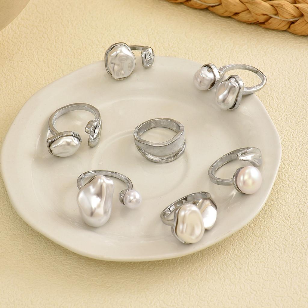 Pearl Ring Set For Women Geometric Vintage Baroque Design With Electroplated Finish For Fashion Jewelry