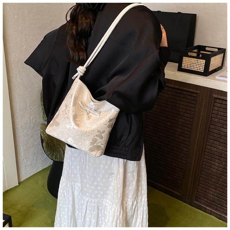 Fashion Versatile Sweet Bow Underarm Bag Women's Summer Simple Premium Shoulder Handbag
