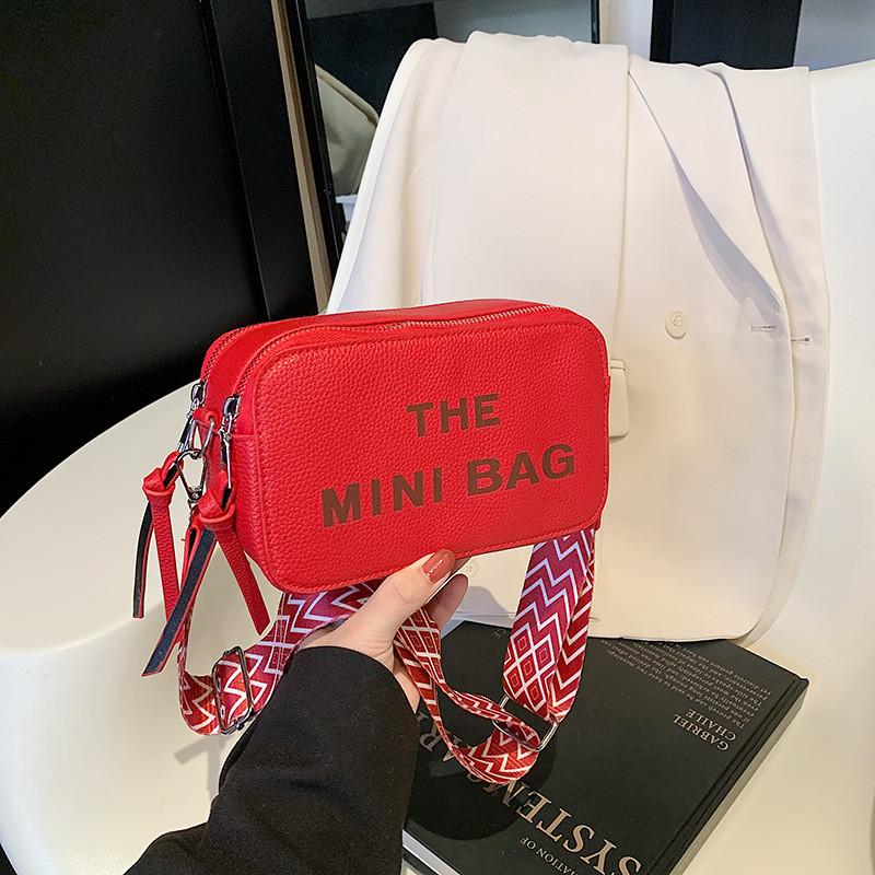 Simple Solid Color Gold Letter Printed Women Large Capacity Casual Shoulder Bag For Casual Daily Use