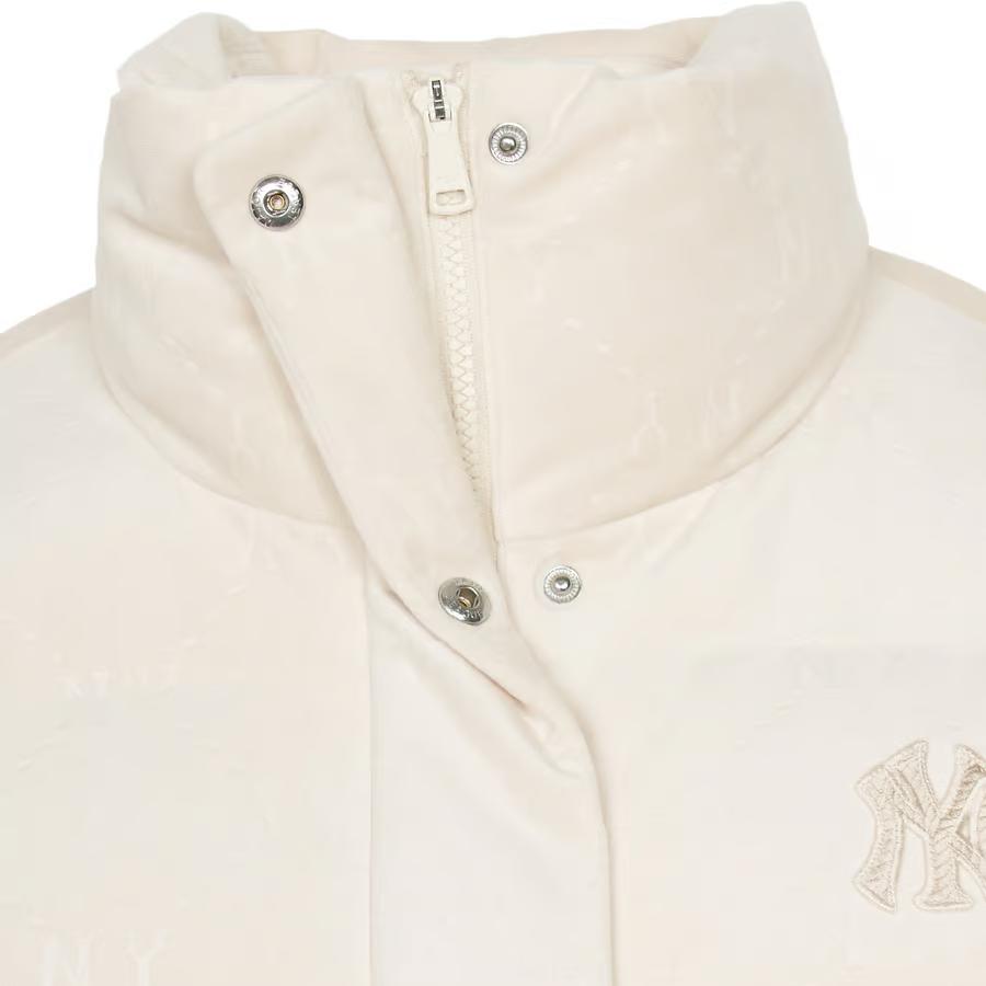 New MLB New York Yankees Down Jacket Women's Ecru 3FDJM1046-50CRD