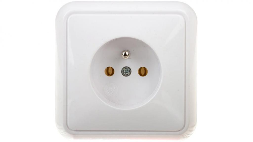Cosmo Single Socket Z/U White 300432