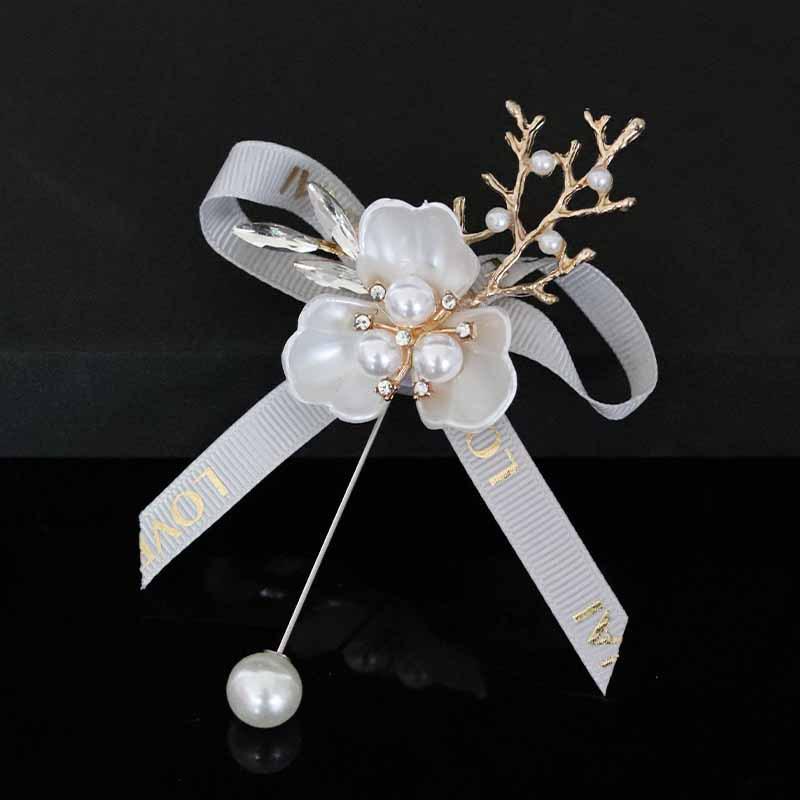 Elegant Faux Pearl  Flower Bow Brooch for Bridesmaid  Wedding Gown Accessories