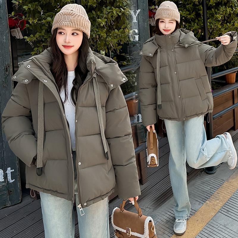 2025 new women's short loose bread clothes cotton clothes winter fashion hooded thickened cotton clothes warm jacket