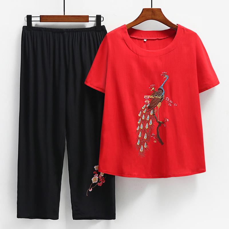 Summer Middle-aged and Elderly Women's Large Size Ethnic Style Embroidery Seven-minute Sleeve T-shirt Suit Mother Fashionable Tops