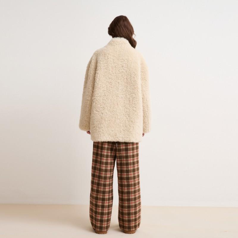 Womens Faux Fur Coat Oversized Horn Button Winter Jacket Casual Warm Outerwear
