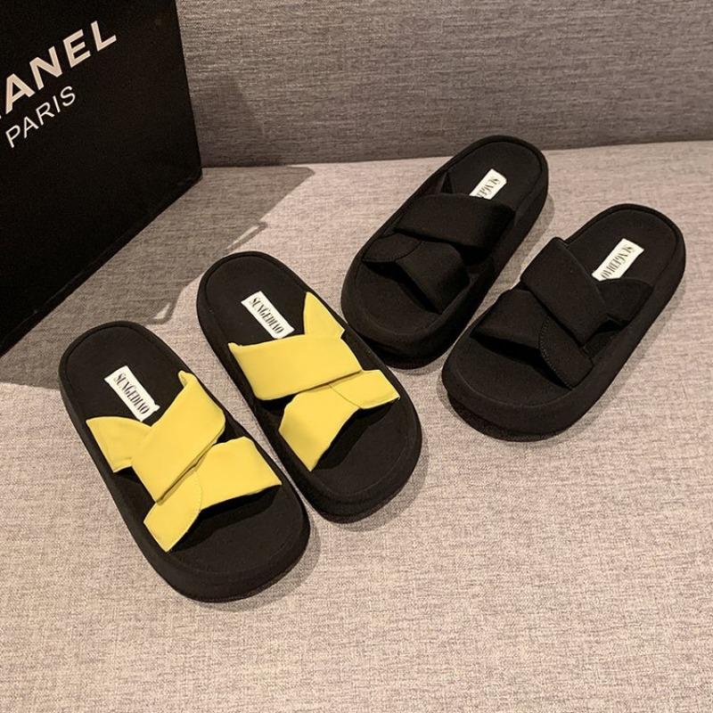 Thick-soled Shoes Women's Shoes Sandals New Summer Style Beach Flip-flops