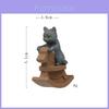 Cartoon-Katze auf einem Holzpferd Figur PVC Miniatur Gartendekoration Zum Verschenken Und Sammeln