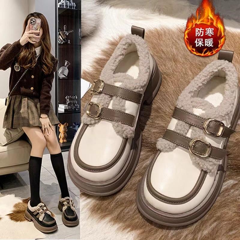 

Lace-up small leather shoes children s autumn and winter new fashionable versatile velvet warm thick-soled non-slip cotton shoes 40