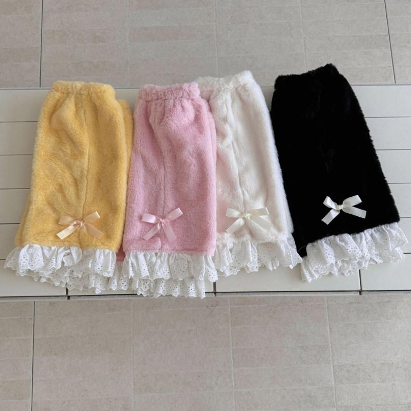 Elegant Ruffle Lace Trimmed Leg Sleeves Fleece Plush Cold Weather Essential Leg Warmers For Women's Fashion Long Socks