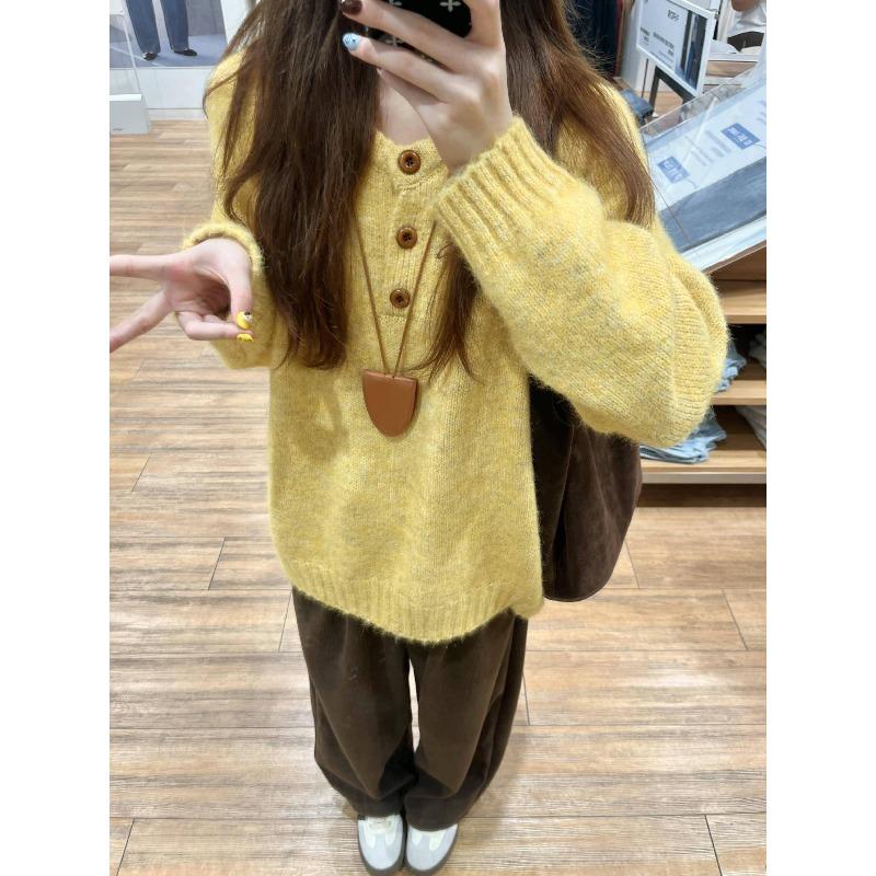 Autumn and Winter White Knitted Sweater Women's Soft Waxy Thickened Bottoming Shirt Casual Warm Lazy Age-reducing Inner Top