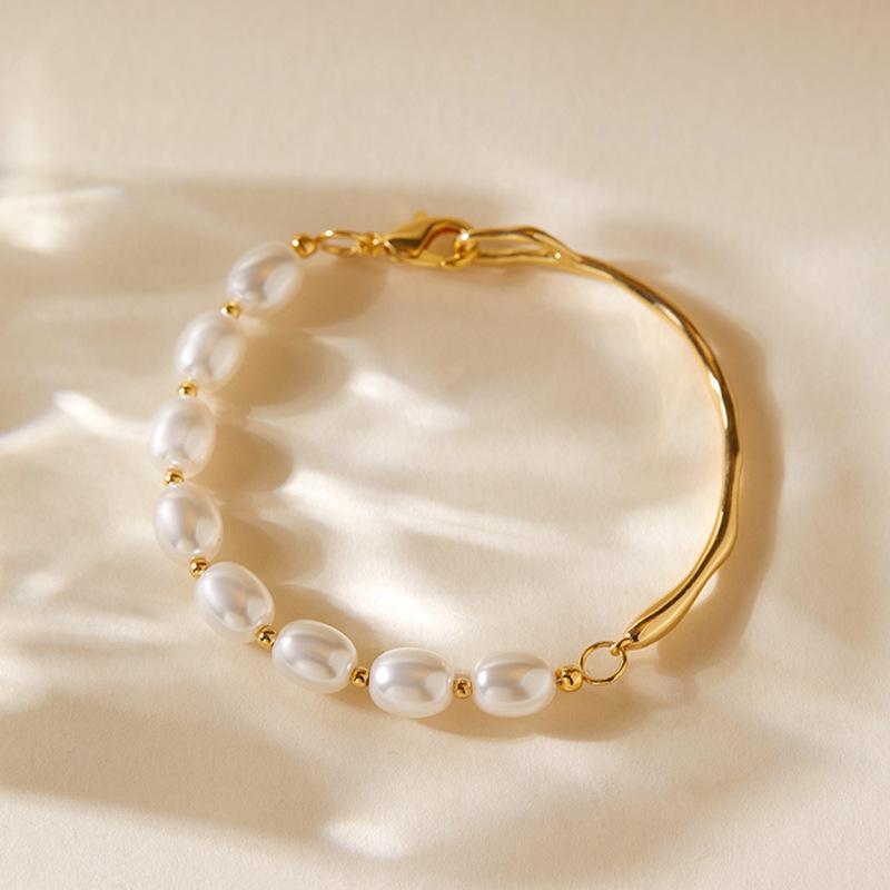 Gold Plated Half Pearl Half Irregular Metal Bangle Bracelet белый