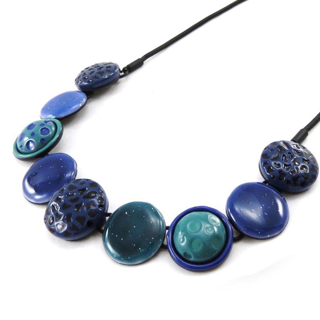 NOA [J2266] – Blaue Designer-Halskette „Safari“.