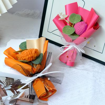 Handmade Crafts Knitted Small Bouquet Artificial Knitted Flowers Mini Crochet Bouquet