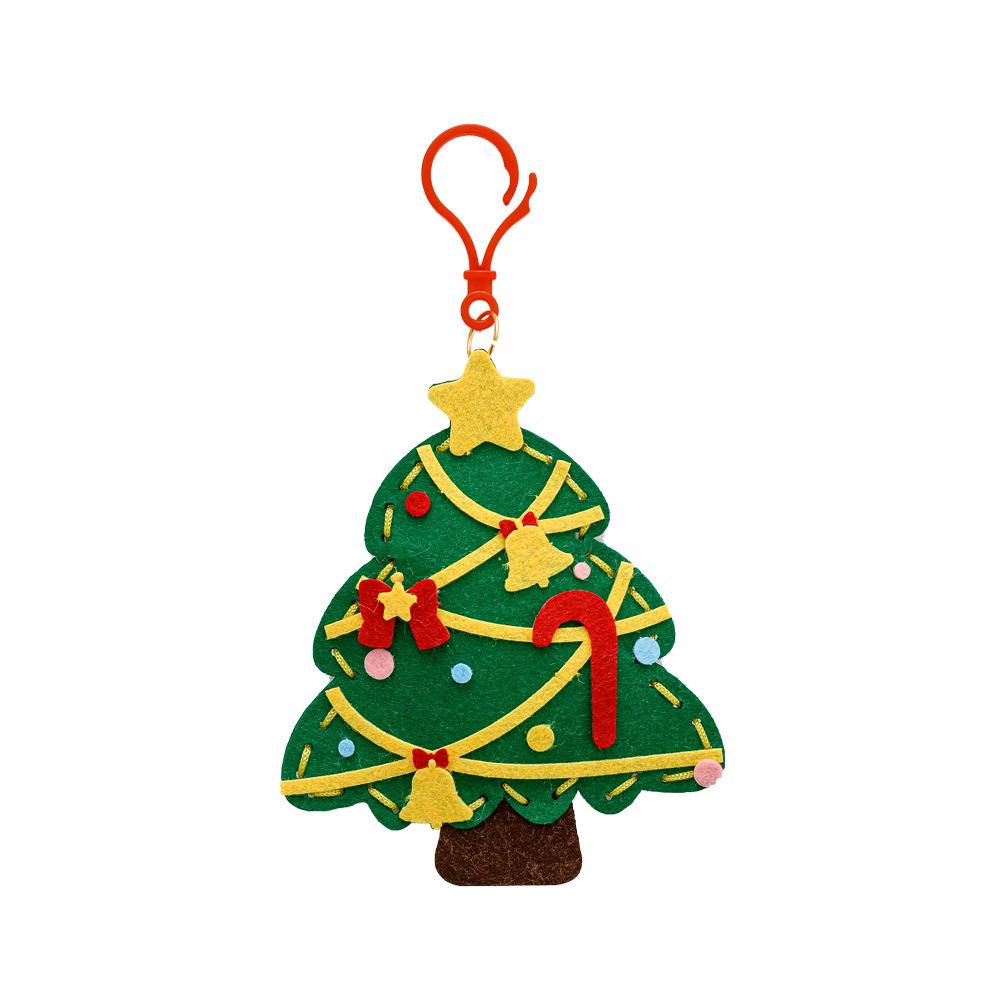 Adorable DIY Christmas Felt Ornaments & Cartoon Keychains for Kids
