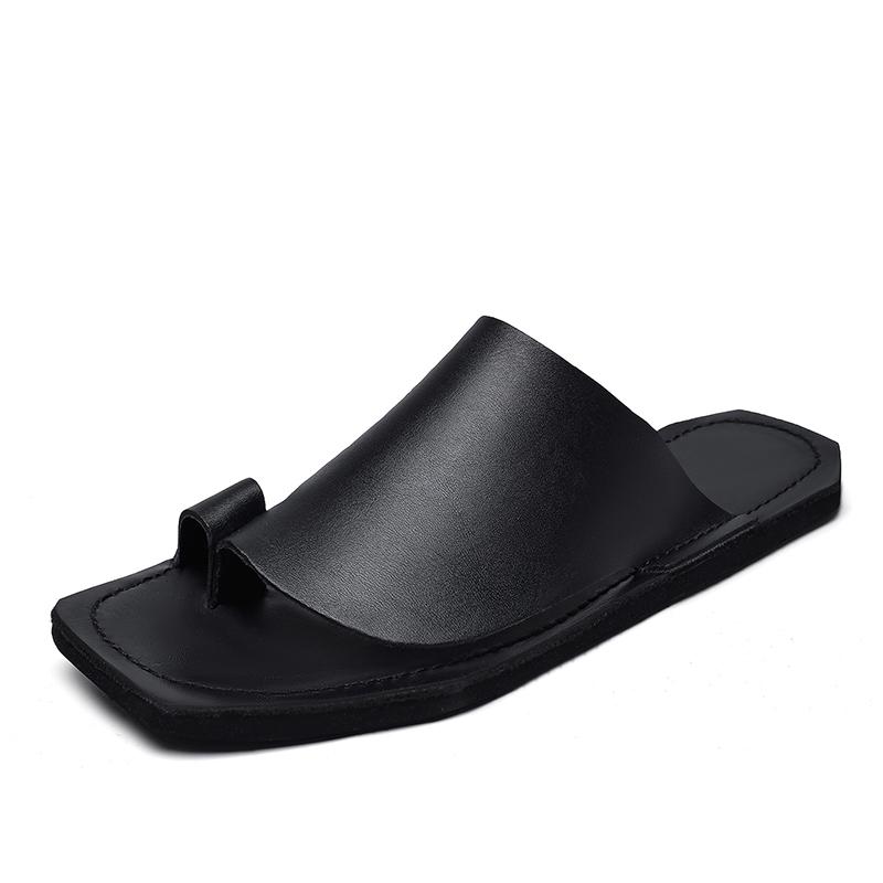 Fashion Outdoor Summer Slippers New Stylish Flip-Flops for Men Beach Sandals Comfortable Half Drag Non-Slip Man Flip-flops Simple Slides