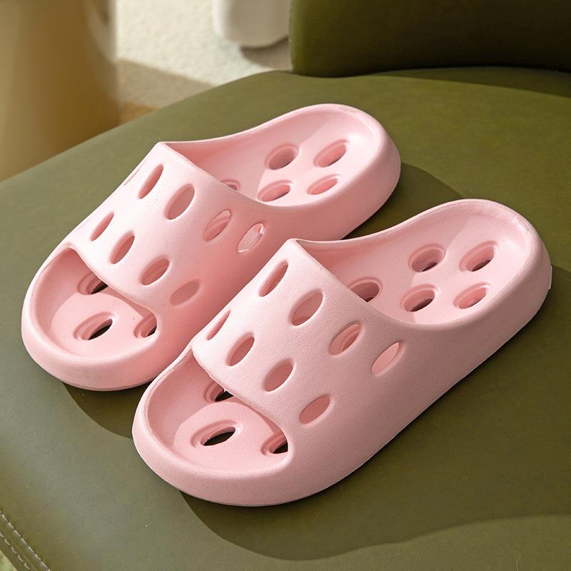 There Are Holes In the Bathroom, Leaking Slippers, Quick-drying Home Non-slip and Deodorant Home Couple Summer Hotel Lightweight Cool Slippers