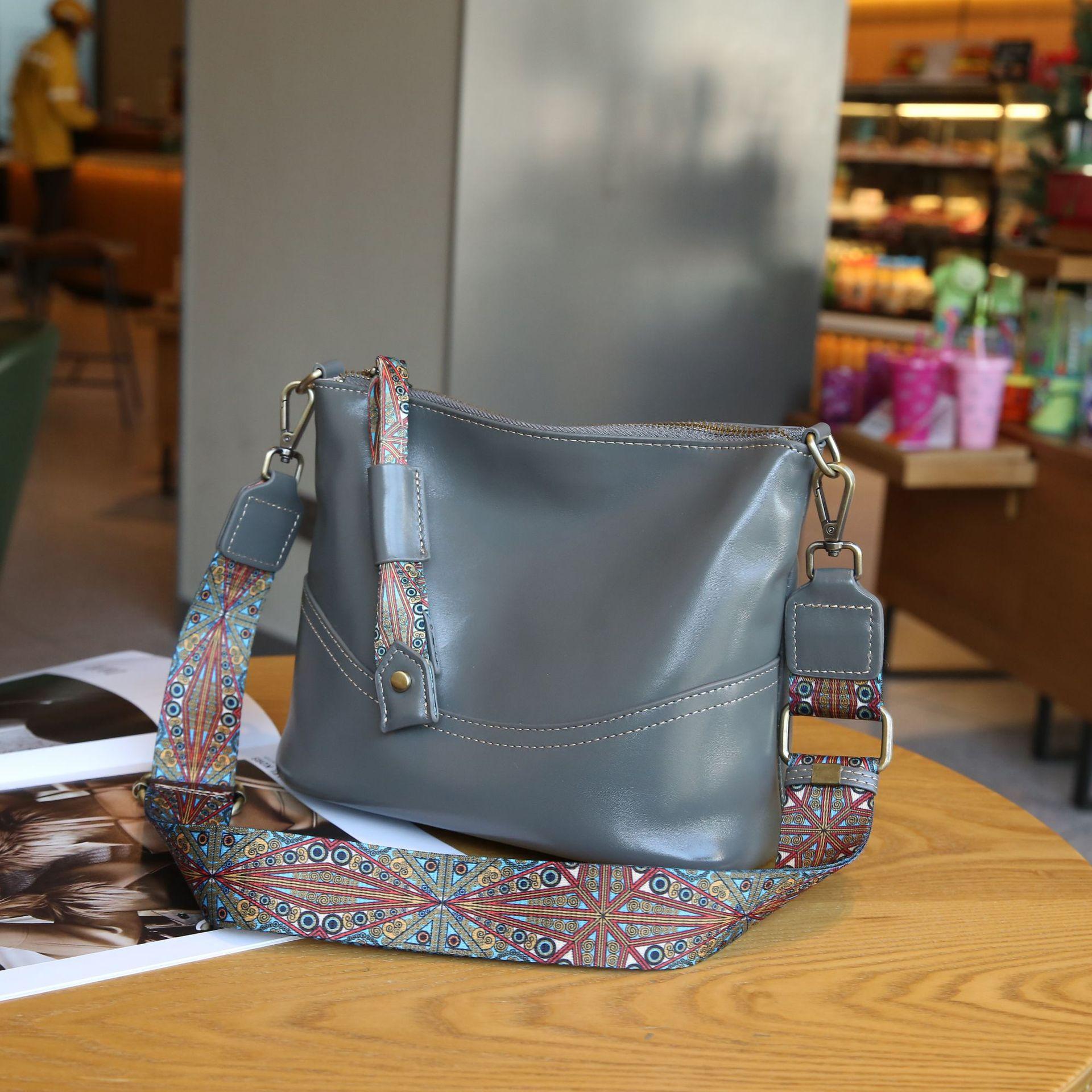 

Женская сумка на одно плечо Женская сумка Модная сумка большой вместимости серый