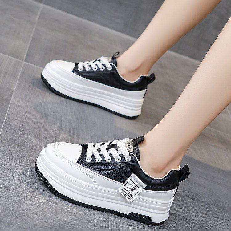 

Вулканизированные туфли Маленькие белые туфли женские весна-лето новые туфли на платформе губка для отдыха 35