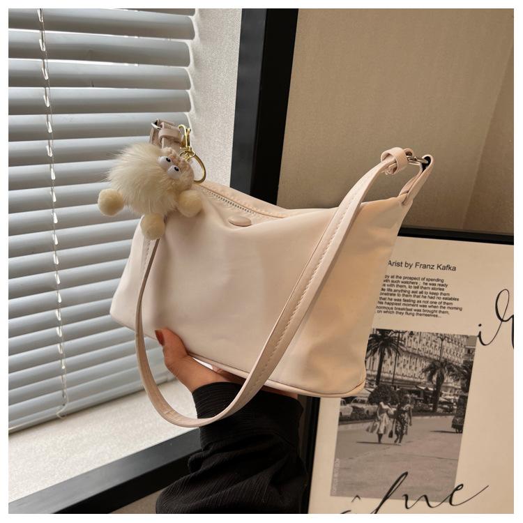 New Popular Nylon Cloth Shoulder Bag High-end Bucket Bag Small Bag for Women Summer Versatile Tote Bag for Women