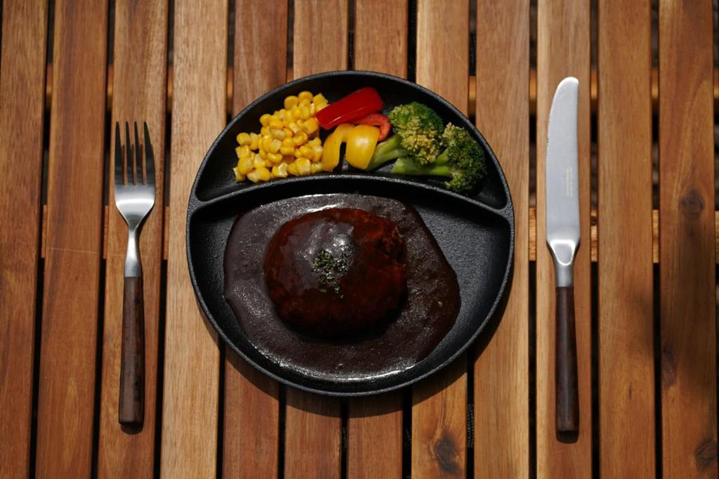 Ikenaga Iron Works Iron Plate Lunch Plate with Wooden Base, Induction Compatible, Made in Japan, 11428