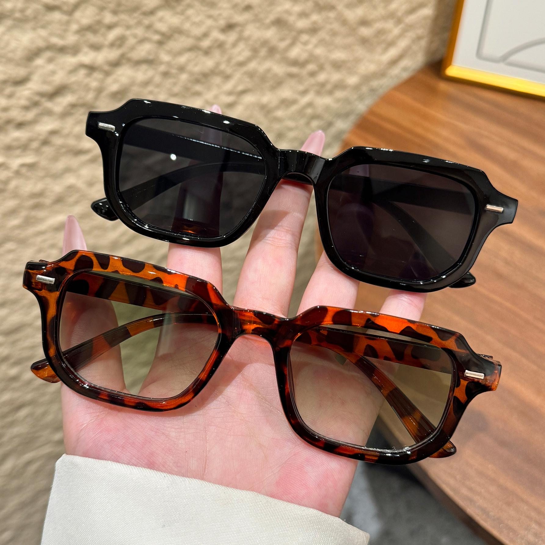 

2Pcs/4Pcs Retro Sunglasses Unisex Rectangular Fashion Design Vintage Sunglasses Women s Glasses Cat-Eye Casual