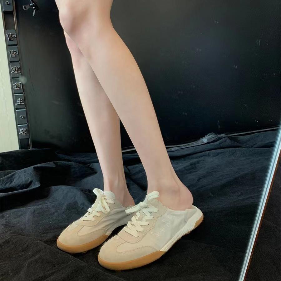 , the New Casual Versatile Sports Board Shoes In Autumn, Round Head Breathable German Training Shoes for Women's Summer