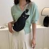 Girly personality styling cat cute ladies breast bag Korean version ins simple mobile phone shoulder messenger bag