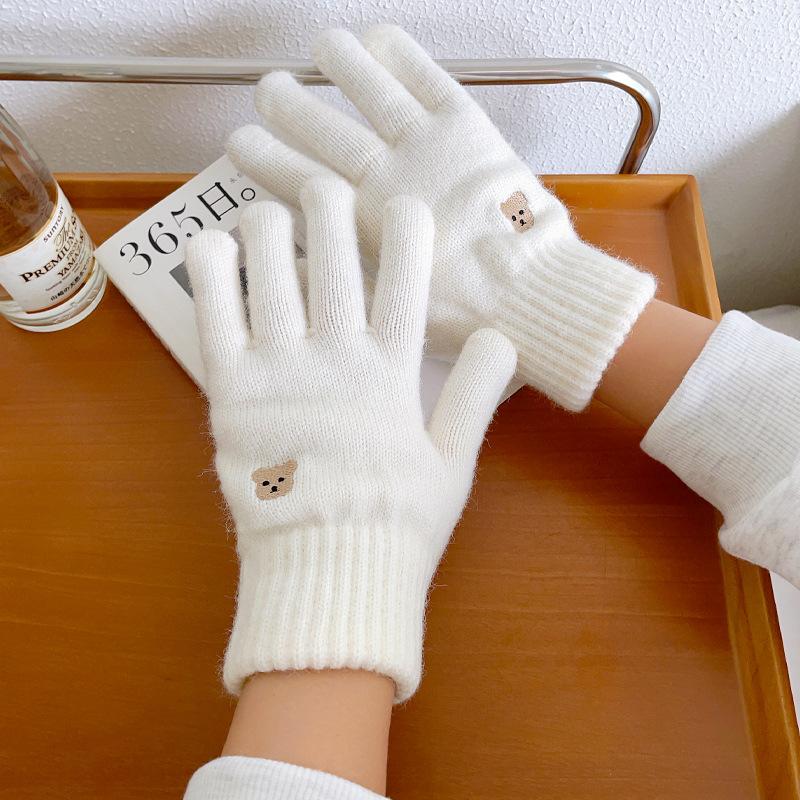 Bear knitted wool gloves winter warm touch screen cute solid color embroidery split finger opening leak finger tide