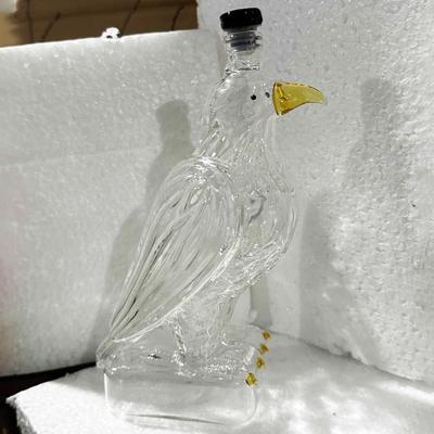 Eagle Shaped Whiskey Decanter Glass Animal-Shaped Whiskey Bottles Collectible Novelty Container Wine Decanter Bar Decoration