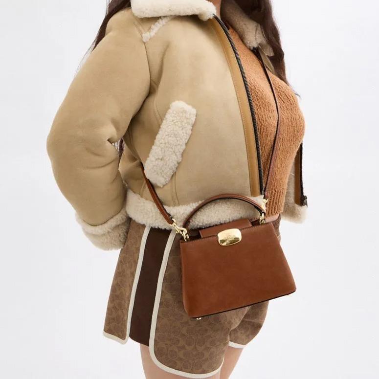 Coach Eliza 21 Gold Carriage Logo Buckle Closure Leather Shoulder Crossbody Handbag Small Women Handbags Tan CW181-IMXAF