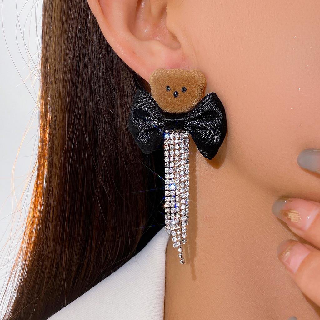 Silver Needle with Diamonds, Flocking Bow, Bear Fringed Earrings, Light Luxury, High-end Stud Earrings, Trendy Design, Temperament Earrings.